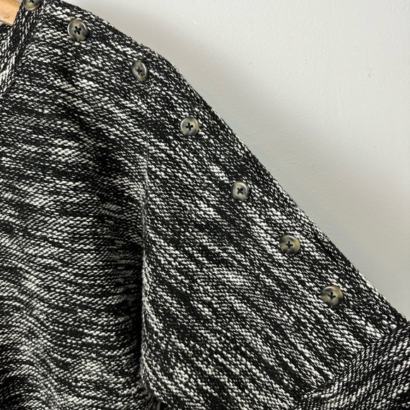 Madewell Button Shoulder Wide Sleeve Top - Picture 8 of 13